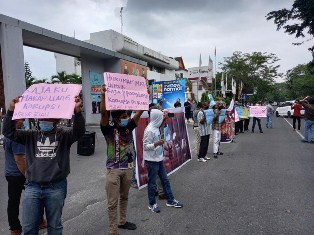 Mahasiswa Desak Kejati Riau Periksa Syamsuar Terkait Dugaan Korupsi Anggaran Rutin di Siak